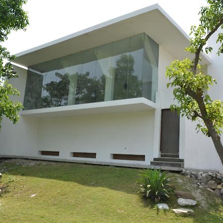 Vanantra Resort Rishīkesh Exteriör bild